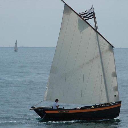 Votre Vue, La Mer, Les Bateaux !!! Wir Sprechen Flieben Deutsch, Touristentipps, We Speak English Concarneau Luaran gambar